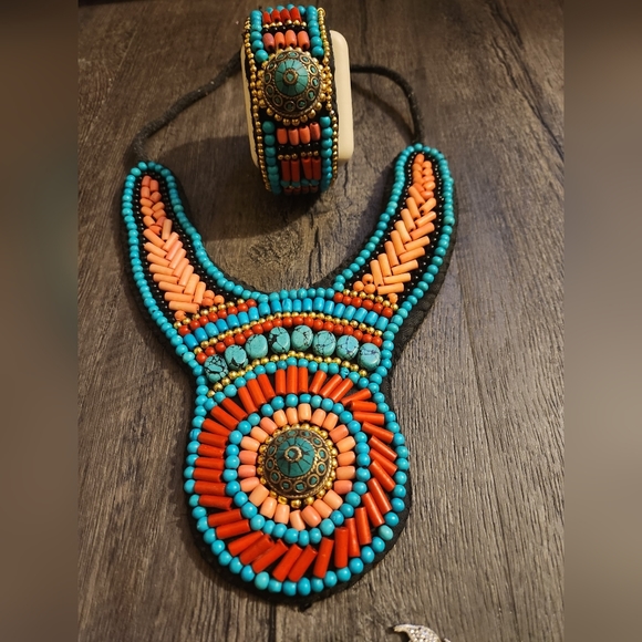 Multicolored Beaded Necklace and Bracelet set - Picture 3 of 3